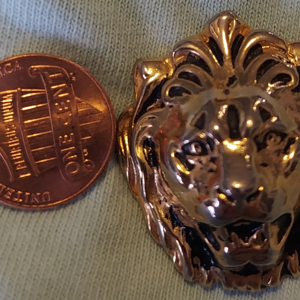 Anne Klein Lion Head Necklace Pendant